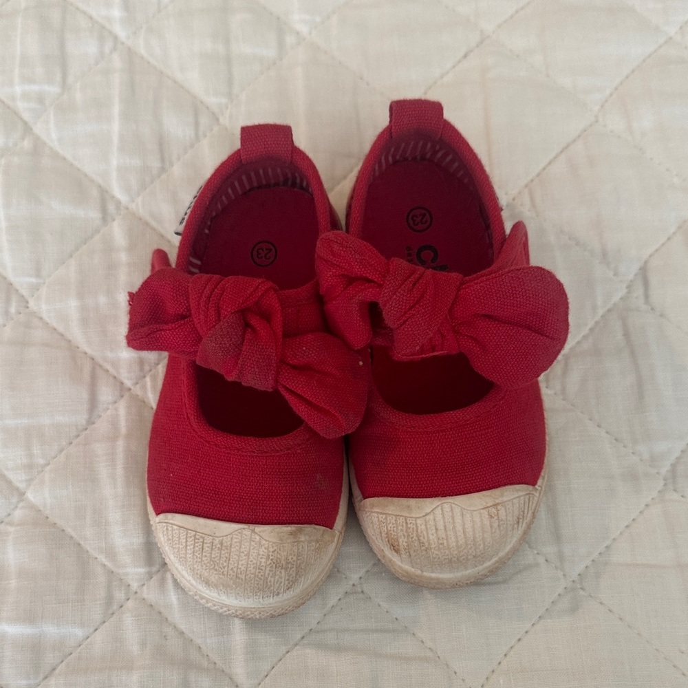 Chus Red Athena